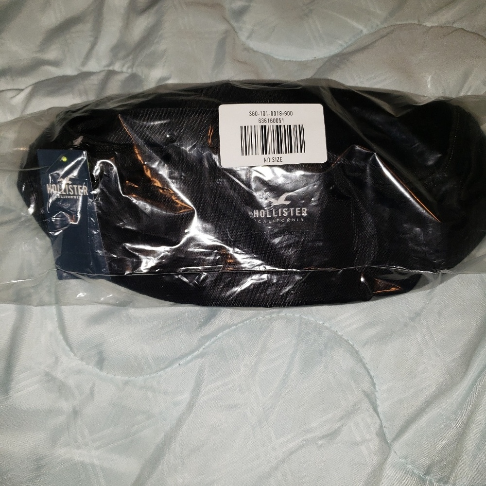 Hollister fanny pack